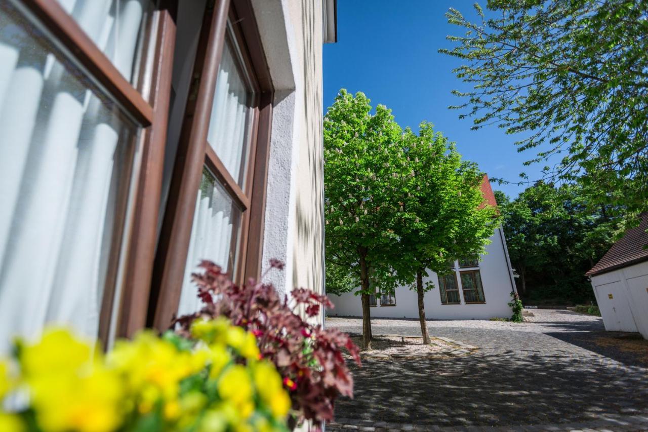 Hotel Klostergasthof Thierhaupten Exterior photo