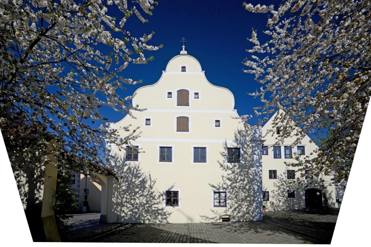 Hotel Klostergasthof Thierhaupten Exterior photo